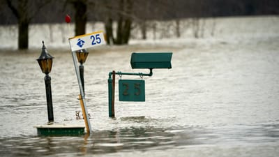 Mais de cinco mil pessoas retiradas de Montreal devido a rutura de um dique - TVI