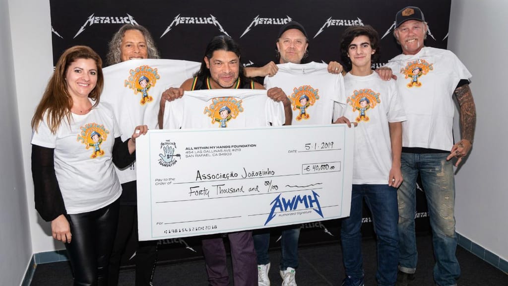 Metallica doam 40 mil euros à associação O Joãozinho