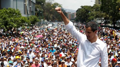 Guaidó diz que reabertura de fronteira com Colômbia se deveu à pressão dos cidadãos - TVI