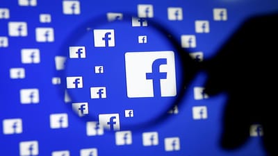 Funcionários do Facebook assinam carta contra política de anúncios políticos - TVI