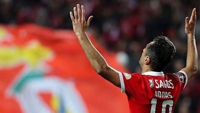 Benfica: Jonas regressa para discutir futuro com Vieira - TVI