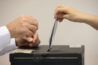 As urnas abriram às 08:00 e são mais de 10,8 milhões de eleitores a votar - TVI