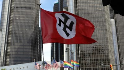 EUA: mulher baleada quatro vezes ao tentar retirar bandeira nazi - TVI