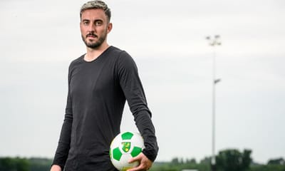Norwich contrata avançado suíço em final de contrato - TVI