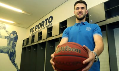 Basquetebol: FC Porto renova com Francisco Amarante - TVI