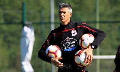 OFICIAL: Deportivo anuncia saída do treinador que falhou subida - TVI