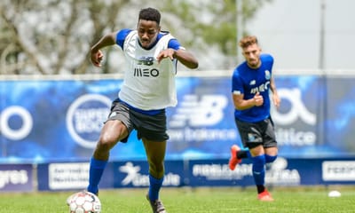 FC Porto treinou com equipa B, Telles e Marcano em trabalho específico - TVI