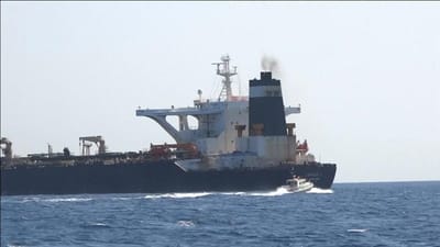 Reino Unido envia segundo navio de guerra para região do Golfo - TVI