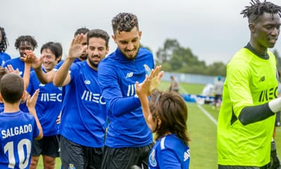 FC Porto regressa ao trabalho em força e com Aboubakar - TVI