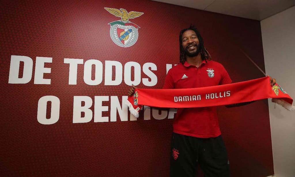 Damian Hollis (Benfica)