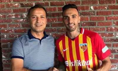 OFICIAL: Miguel Lopes assina por duas épocas pelo Kayserispor - TVI