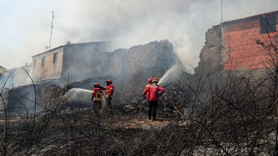 Encontrados artefactos incendiários em Vila de Rei - TVI