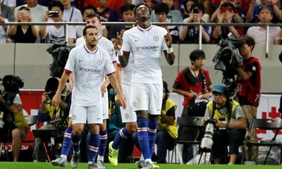 VÍDEO: Pedro assina golaço de calcanhar em jogo-treino do Chelsea - TVI