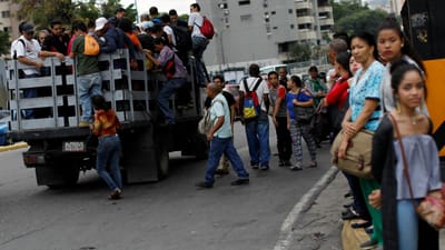 "Sopa do sorriso": associação portuguesa ajuda carenciados de Caracas - TVI