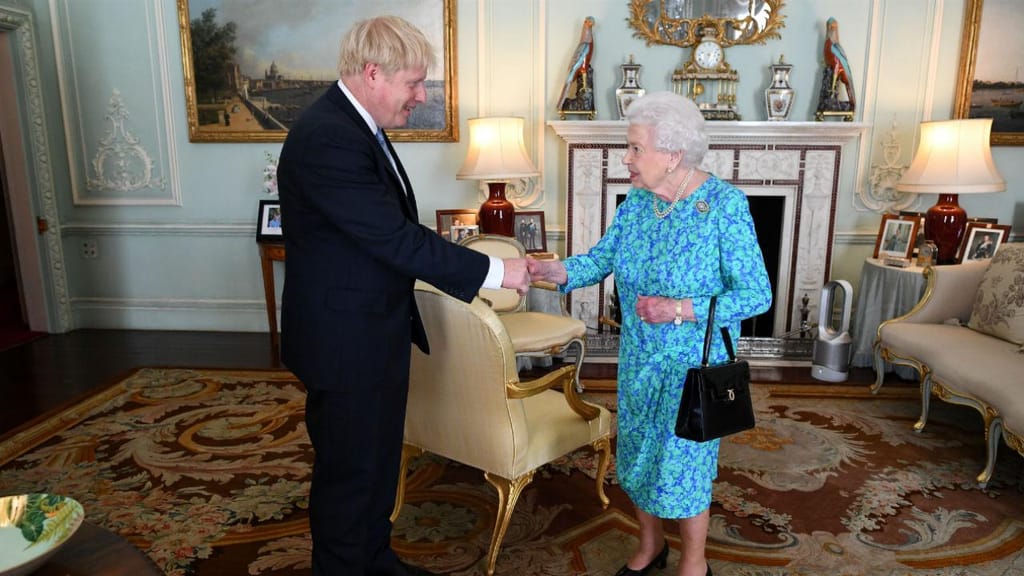 Boris Johnson indigitado primeiro-ministro