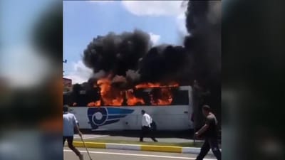 Turquia: incêndio em autocarro faz pelo menos 5 mortos e 15 feridos - TVI