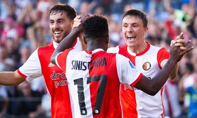 Atenção FC Porto: Feyenoord sofre pesada derrota em casa - TVI