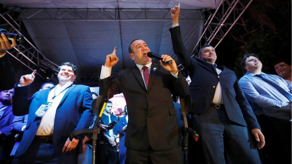 Alejandro Giammattei venceu presidenciais na Guatelama