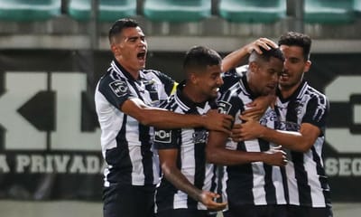 Roupeiro do Portimonense novamente multado por injúrias a árbitro - TVI