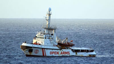 Itália autoriza desembarque dos 265 migrantes há quase quatro dias em navio da Open Arms - TVI