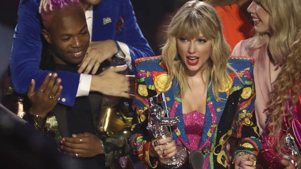 Taylor Swift nos MTV Video Music Awards
