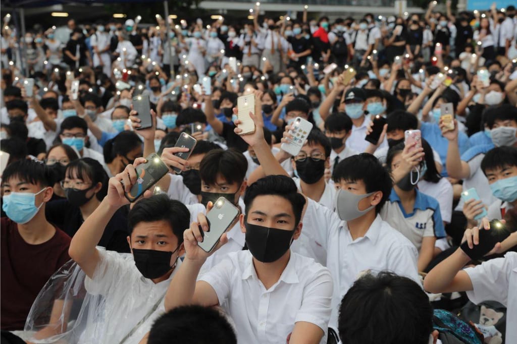 Estudantes protestam em Hong Kong