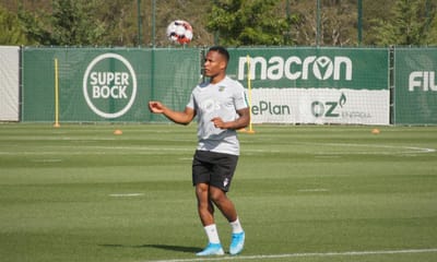 Sporting: Fernando «cada vez mais preparado» para um novo recomeço - TVI