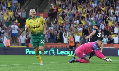 Inglaterra: Norwich aplica primeira derrota da época ao Man. City - TVI