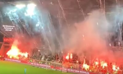 VÍDEO: St. Pauli-Hamburgo teve pirotecnia ao nível de passagem de ano - TVI
