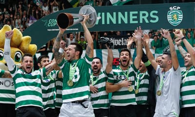 Hóquei: Sporting derrota FC Porto e vence a Taça Continental - TVI