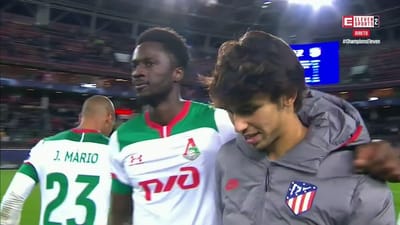 VÍDEO: Félix e Eder trocaram camisola no final do encontro - TVI