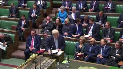 Brexit: parlamento britânico aprova acordo de saída da UE - TVI
