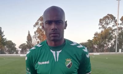 João Paulo (ex-FC Porto, Sporting e por aí fora) assina pelo Castrense - TVI