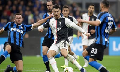 VÍDEO: Higuaín decide em San Siro e Juventus tira liderança ao Inter - TVI