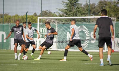 Sporting: Jesé e Eduardo dão vitória em jogo com os sub-23 - TVI
