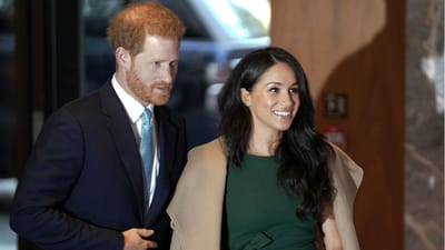 Príncipe Harry emociona-se ao recordar a gravidez de Meghan - TVI