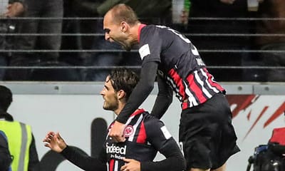 VÍDEO: Eintracht vence com bis de Gonçalo Paciência e golo de Dost - TVI