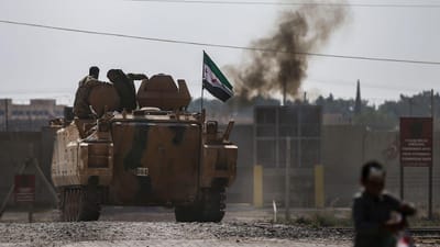 Combatentes curdos cumprem promessa e abandonam norte da Síria - TVI