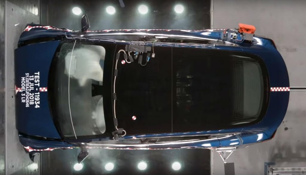 Crash Test do Tesla Model 3 (reprodução YouTube Tesla)