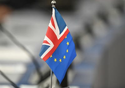 Parlamento Europeu "carimba" esta quarta-feira saída do Reino Unido da UE - TVI