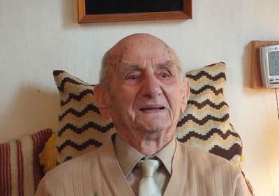 Morreu o homem mais velho do mundo. Tinha 114 anos - TVI