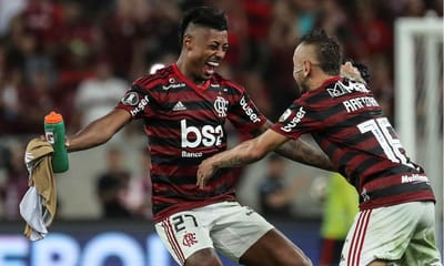 VÍDEO: os 38 segundos inaugurais até golo do Flamengo - TVI