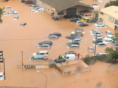 Chuva torrencial e cheias fazem três mortos no sul de França - TVI