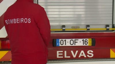 Dois bombeiros de Elvas ameaçados de morte à entrada do hospital - TVI