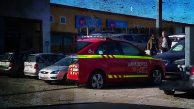 "Ana Leal": chefes de bombeiros usam carros de serviço para deslocações pessoais - TVI