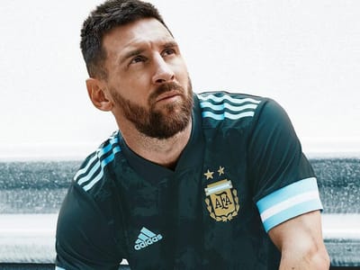 FOTOS: Messi apresenta nova camisola da seleção da Argentina - TVI