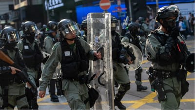 Hong Kong: agente atingido por flecha em novos confrontos - TVI