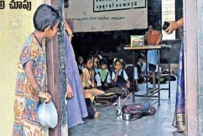 Pai indignado com fotografia viral que deu vaga numa escola à filha - TVI