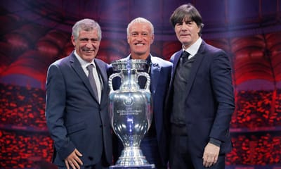 UEFA decide adiar Campeonato da Europa para 2021 - TVI