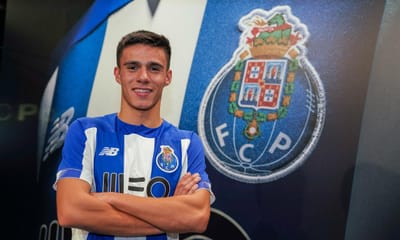 OFICIAL: FC Porto renova com Rodrigo Valente - TVI